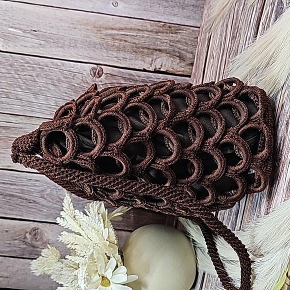 NEW DARK BROWN MACRAME SHOULDER BAG - Picture 4 of 11